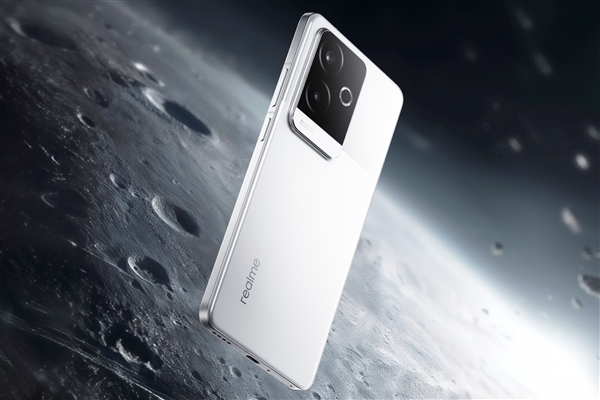 预售卖爆!真我gt6今日首销:2799元起 同档最强直屏旗舰