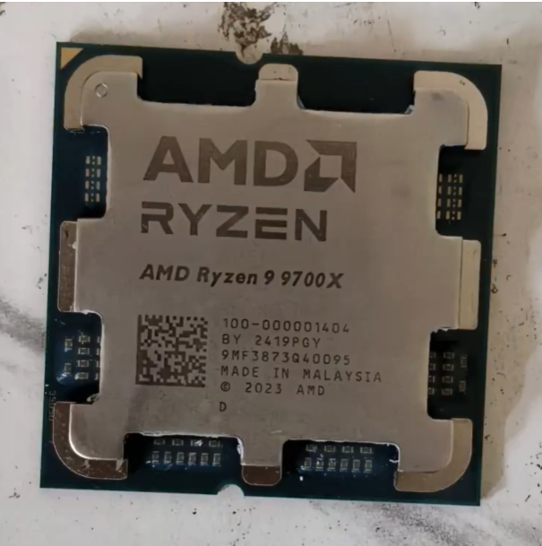 Einer der Gründe für die Verzögerung bei der Veröffentlichung des AMD Ryzen 9000 Desktop-Prozessors ist offengelegt: Siebdruckfehler auf der oberen Abdeckung