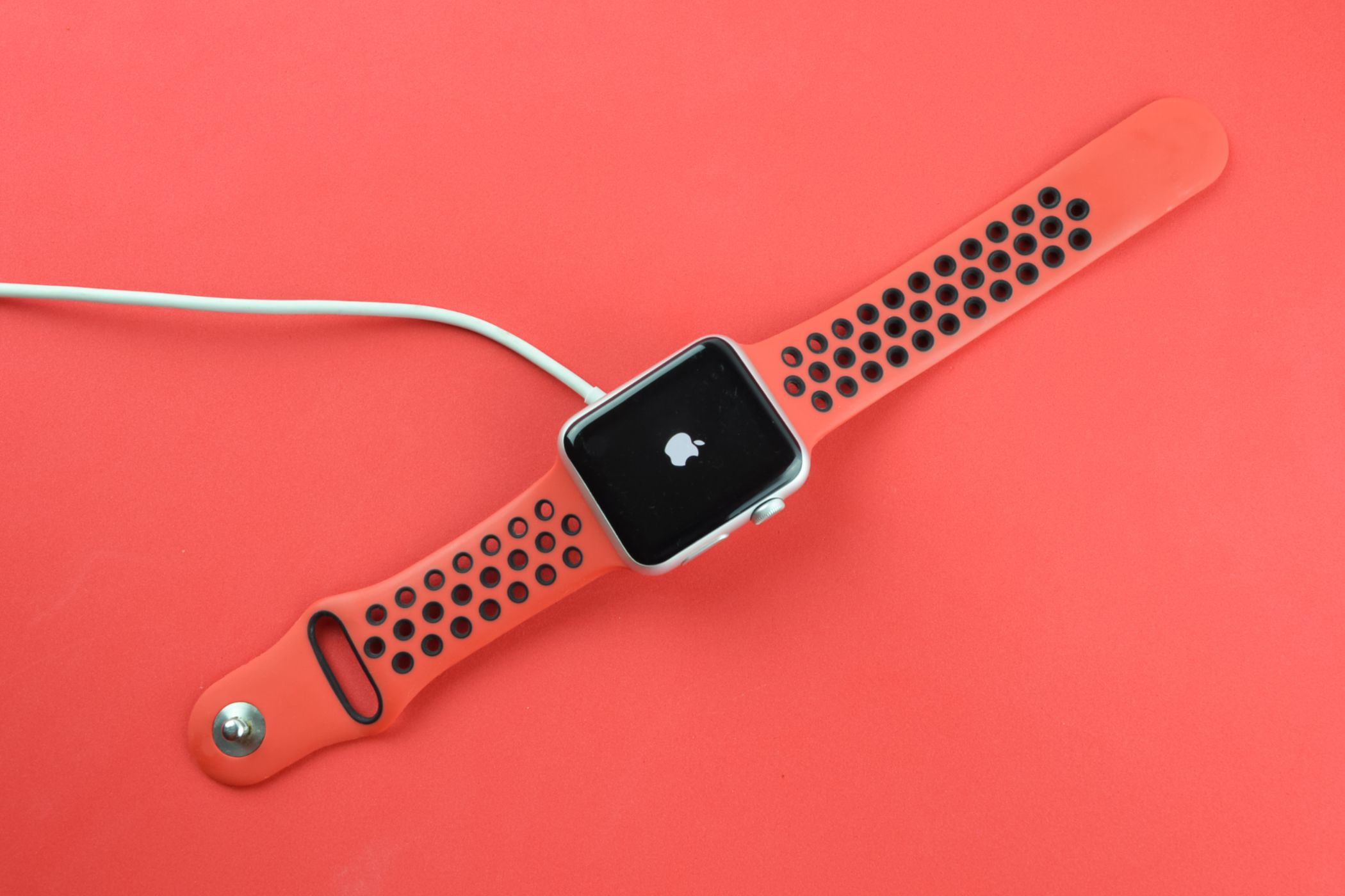 Apple Watch bloquée sur le logo Apple ? Essayez ces correctifs