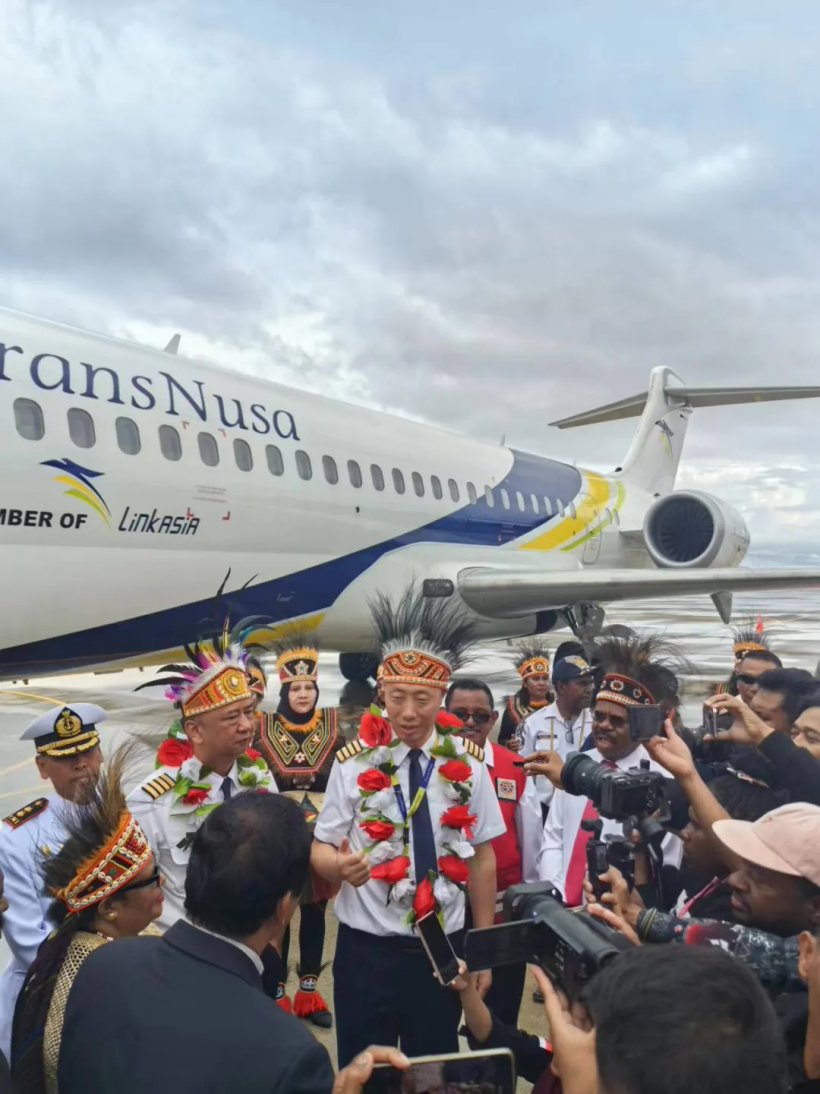 国产 arj21 飞机在印尼完成 1600 米 ×30 米短窄跑道演示验证任务