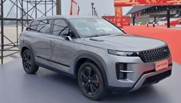 Le tempérament est monté en flèche ! La version sportive du Chery Tiggo 7 dévoilée : elle ressemble à un Land Rover Evoque