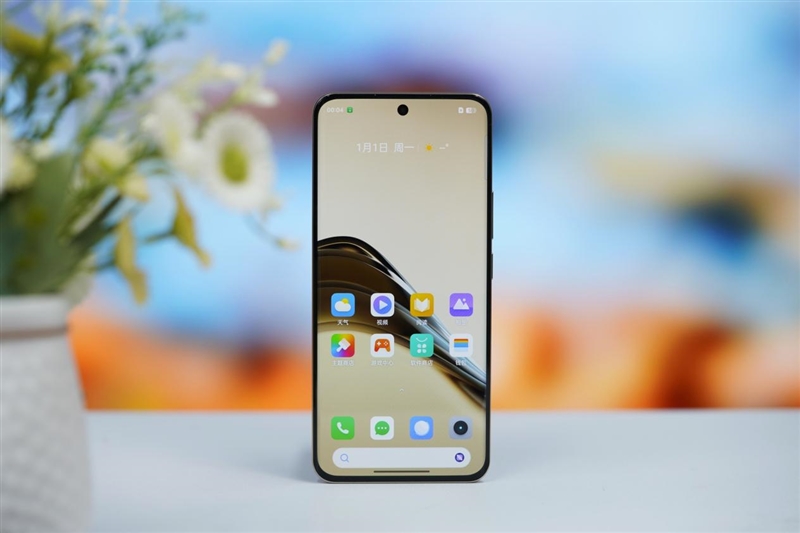 Le premier potentiel de semelle extérieure Sony ! Test du Realme 13 Pro+ : le téléphone avec téléobjectif le plus puissant à moins de 3 000 yuans à ce jour