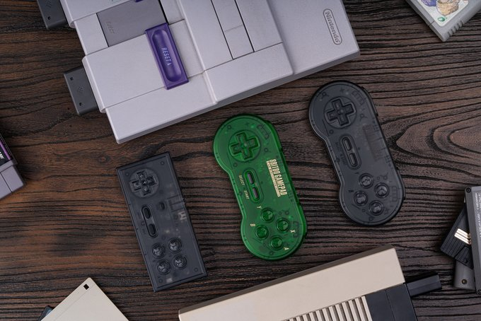 8BitDo lance de nouvelles actualisations des contrôleurs N30 et SN30 avec une remise de lancement pour un modèle