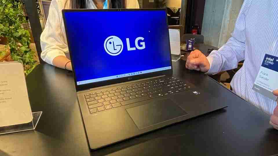 首搭英特尔酷睿 Ultra 200V 系列处理器,华硕、LG、戴尔和微星等笔记本亮相