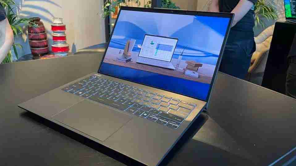 首搭英特尔酷睿 Ultra 200V 系列处理器,华硕、LG、戴尔和微星等笔记本亮相