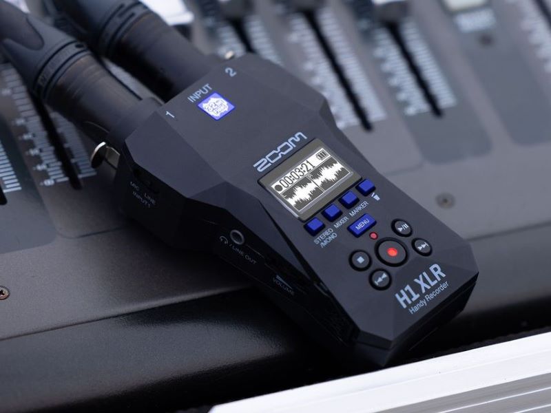 Zoom stellt den tragbaren H1 XLR-Soundrecorder vor, der mit 32-Bit-Float-Audio und zwei A/D-Wandlerschaltungen Clip-freie Aufnahmen ermöglicht