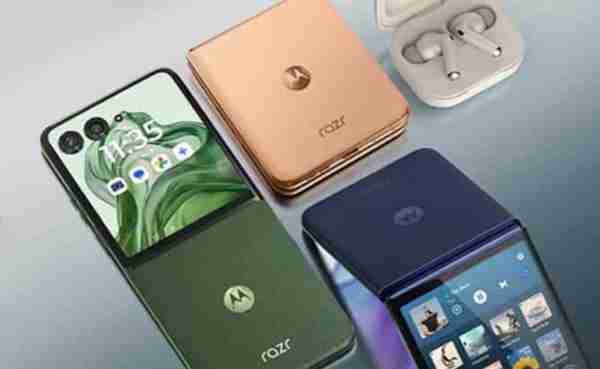  曝摩托罗拉 razr 50s 小折叠已开始研发 售价或更亲民 