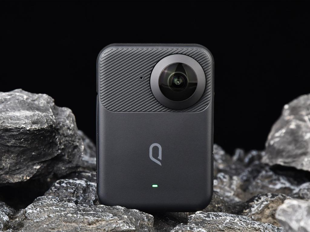 8K HDR 全景视频带来震撼视觉 QooCam 3 Ultra 全景相机评测