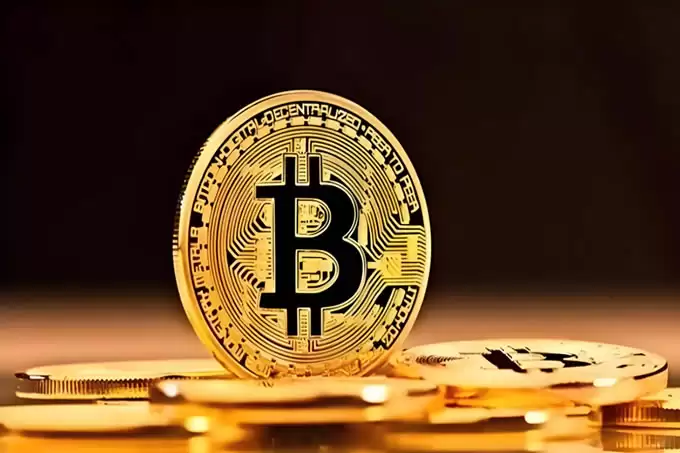 川普发文前某交易者在hyperliquid上50倍做多btc、eth 大赚7百万美元