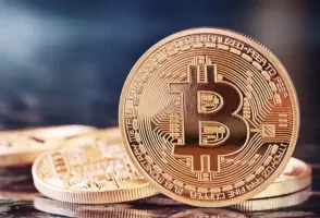 比特币反弹至6.6万美元后回落，FOMC与ETF资金成市场焦点