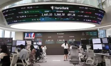 外资单日狂买7.2万亿韩元创历史纪录!抛售潮戛然而止,华尔街分析:韩股资金逆风彻底消退