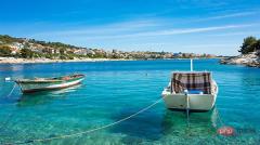 Python obtains tourist attraction information and reviews and creates word clouds and data visualization