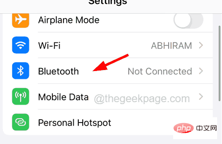 iPhone volume automatically decreases [Solved]