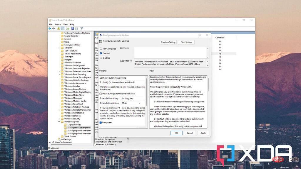 How to stop receiving automatic Windows 11 updates using Group Policy Editor