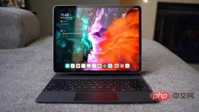 Apple patent suggests future iPads could transform into a macOS-like experience when connected to a keyboard