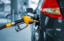 今年成品油价格起伏不定 汽柴油或将迎来新一轮上涨