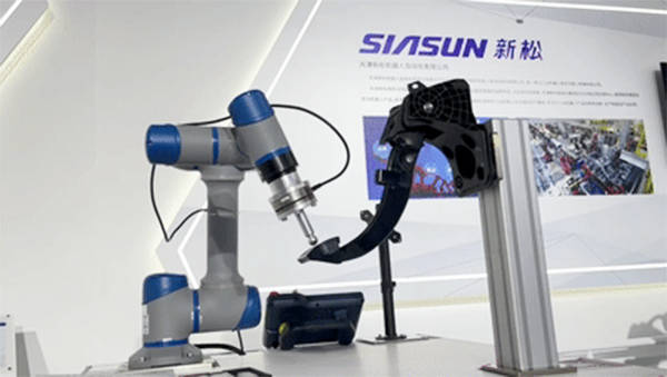 SIASUNは第7回世界情報会議の天津展示エリアに複数のカテゴリーのロボット製品を持ち込む