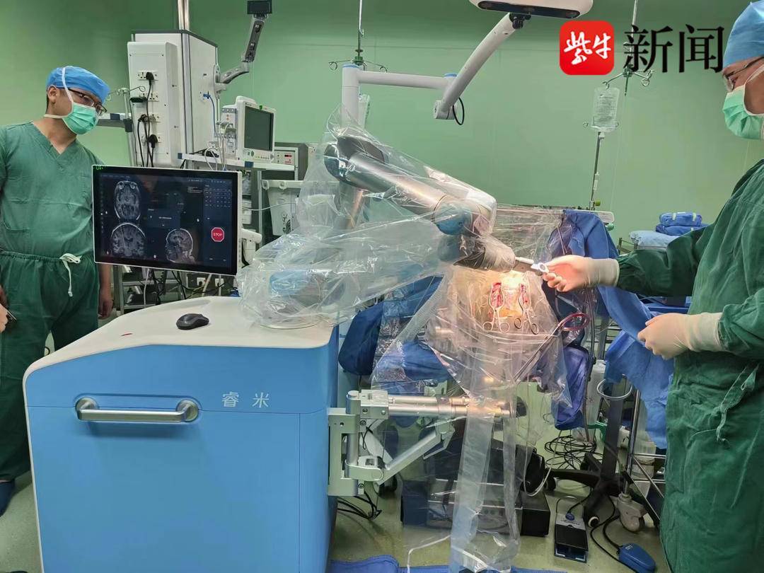 Jingjiang is the first county-level medical institution in the province to successfully carry out robot-assisted DBS surgery