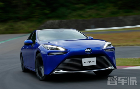 Toyota classified as laggard, last in international carmaker ratings