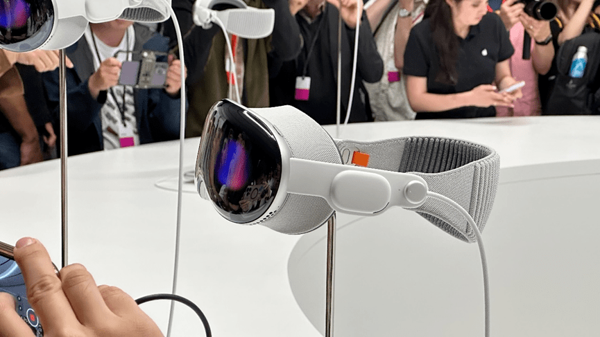 With Apple coming, will AR be saved?