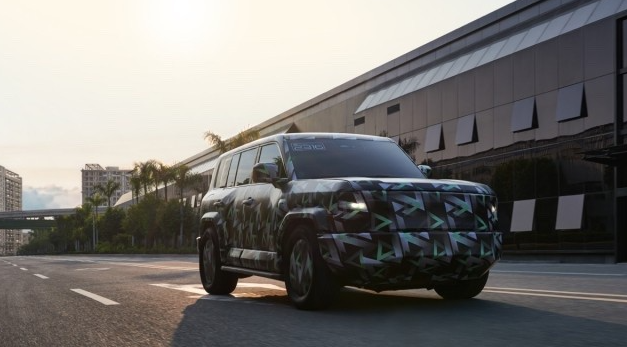 硬派越野新选择!比亚迪全新F品牌"方程豹"发布首款车型