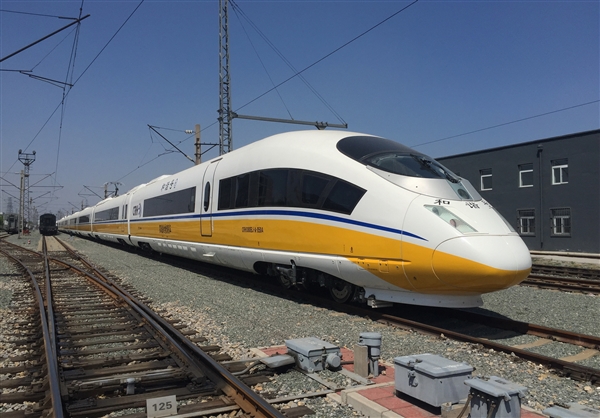 Speed ​​up and upgrade! Fuzhou-Xiamen high-speed rail test breaks speed record, CR450 EMU reaches breakthrough