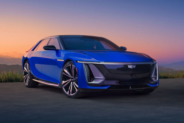 Cadillac lance CELESTIQ, une nouvelle berline électrique de luxe dune valeur de 340 000 $ US, pour relever le défi des marques dultra luxe