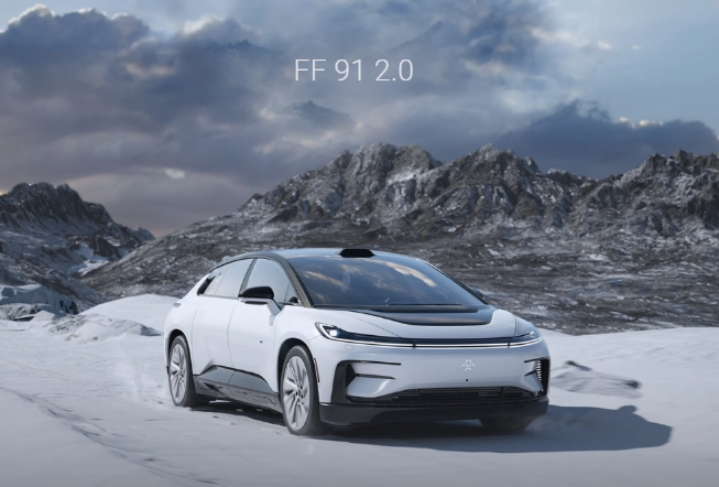 里程碑时刻！首位车主与贾跃亭合影，FF 91 2.0 Futurist Alliance 正式交付启动