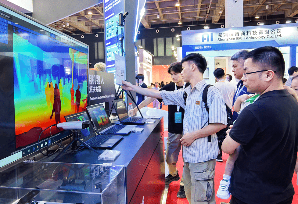 To build a technology center for the visual industry, OBI Zhongguang launched a number of industry-breaking new products at the World Robot Conference