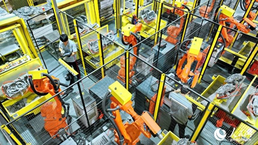 Jiangxi Xinfeng: Industrieroboter helfen Unternehmen, Qualität und Effizienz zu verbessern