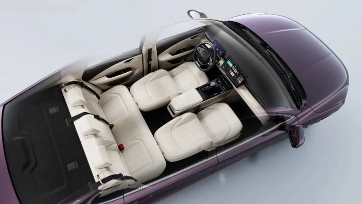 Wuling Motors first family car Xingguang: stunning front seat design