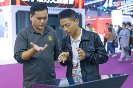 Detonate the metaverse craze! Dongchao Technology made a wonderful appearance at the 2023 World VR Industry Conference