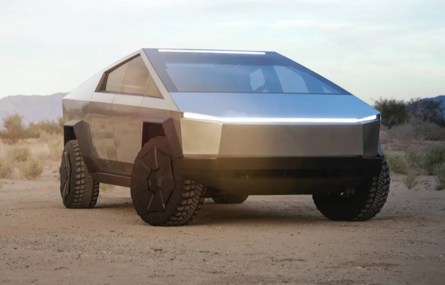 Le pick-up électrique Tesla Cybertruck fait des débuts époustouflants à la course du Texas