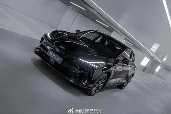 Zhiji Auto releases official photos of the new LS6 Cezanne Black Edition SUV