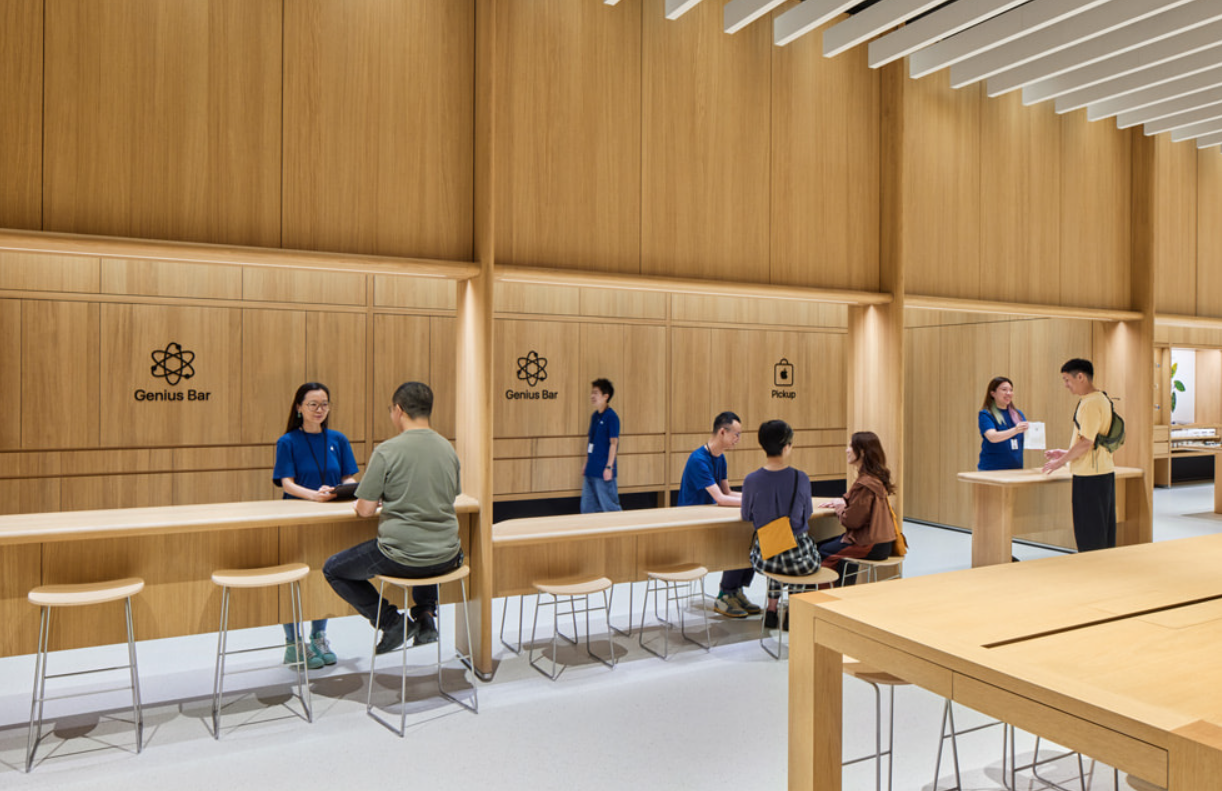 Apple 温州万象城零售店现已正式开业，这是苹果在温州的第一家以及浙江省的第四家零售店