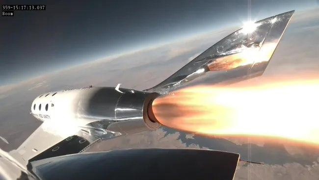 Virgin Galactic merancang untuk memberhentikan pekerja dan mengurangkan perbelanjaan untuk menjimatkan sumber bagi membangunkan kapal angkasa generasi baharu