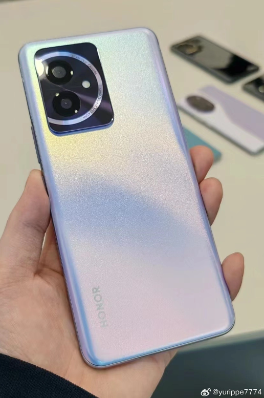 Produk baharu siri Honor 100 diperkenalkan di GeekBench: prestasi didedahkan