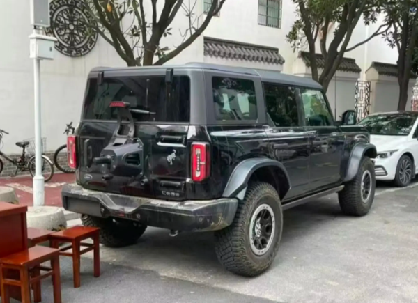 Domestic Ford Bronco exposed: new design leads the trend of off-road hardcore