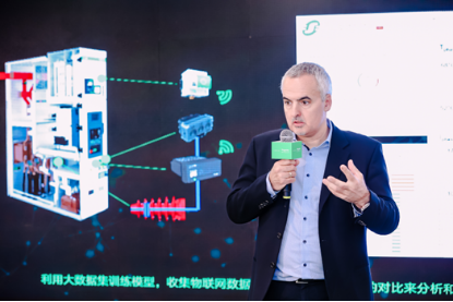 How does Schneider Electric’s innovative power play a role in accelerating the dual transformation of digitalization and low-carbonization?