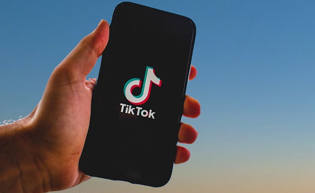 TikTok 承诺在未来十年内在欧洲投入超过 120 亿欧元，并为本地用户建立三座数据中心