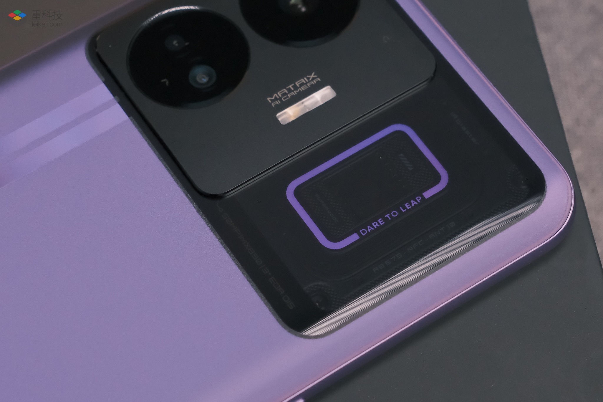 真我GT Neo5首发评测：充电速度暴打20台iPhone！