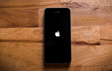 如何解决iPhone因内存已满而出现“白苹果”问题？推荐使用一键修复工具