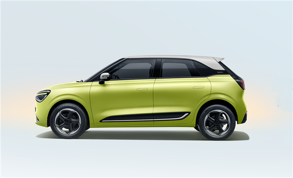 东风纳米01电动小车正式上市，售价7.48万起，配备快充及L2级智能驾驶