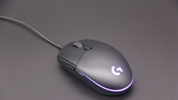 Welches ist besser geeignet, Logitech G102 oder G403?