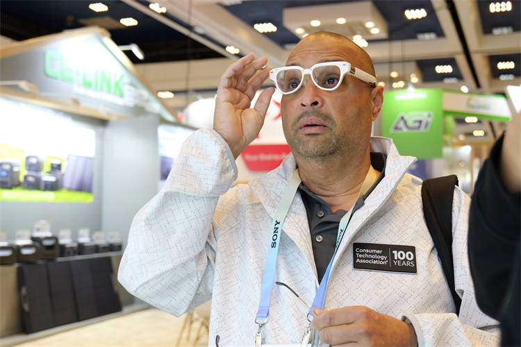 Mojie Technology debuted at CES for the first time, leading the AR innovation trend!