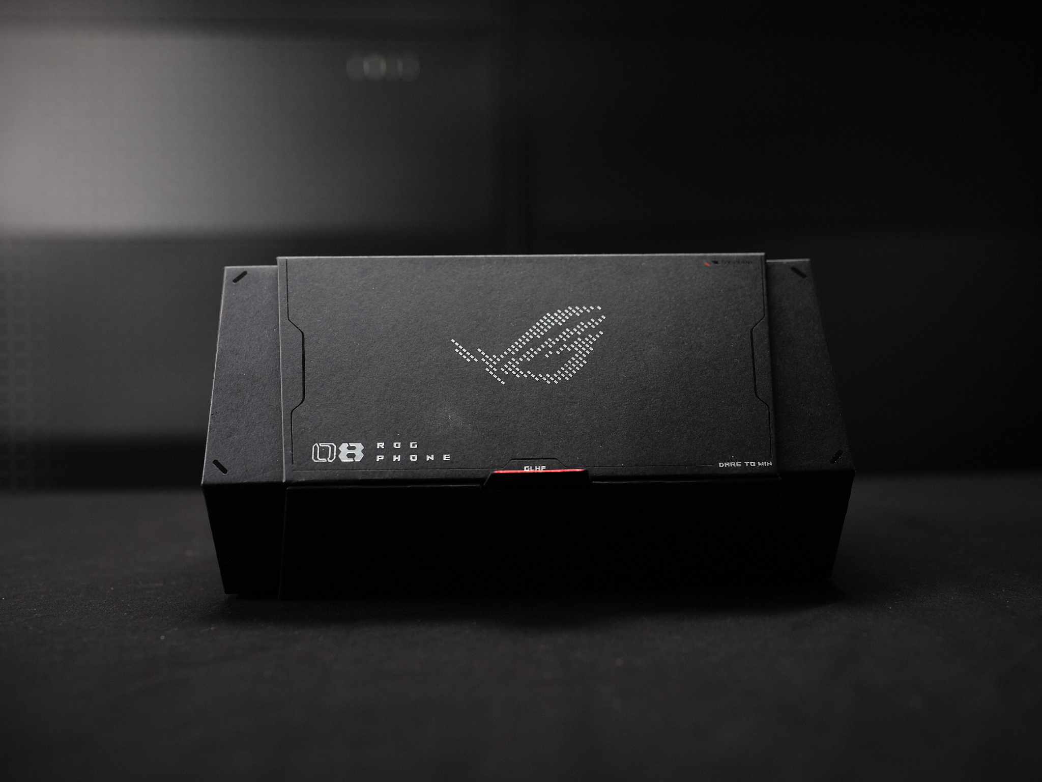 Test du ROG 8 Pro : passer d'un étudiant sous-estimé à un « guerrier polyvalent à six faces »