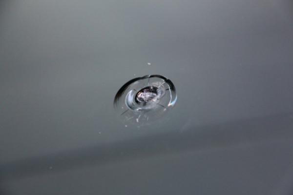 汽车玻璃炸点需要修复吗