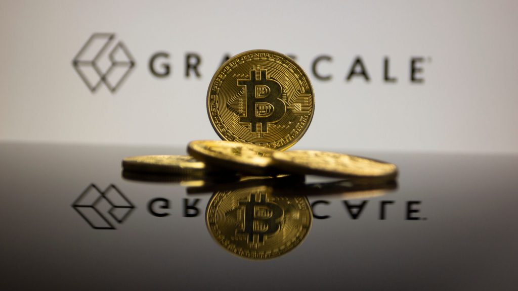 FTX持续抛售近10亿美元灰度GBTC，引发比特币跌破4万的原因？