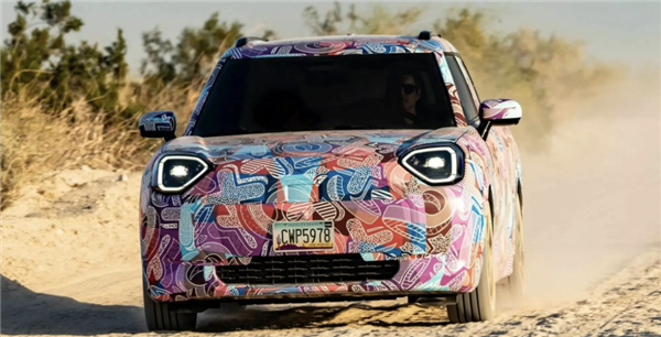 MINIs new pure electric SUV Aceman mass production version road test spy photos exposed, the Beijing Auto Show is expected to debut