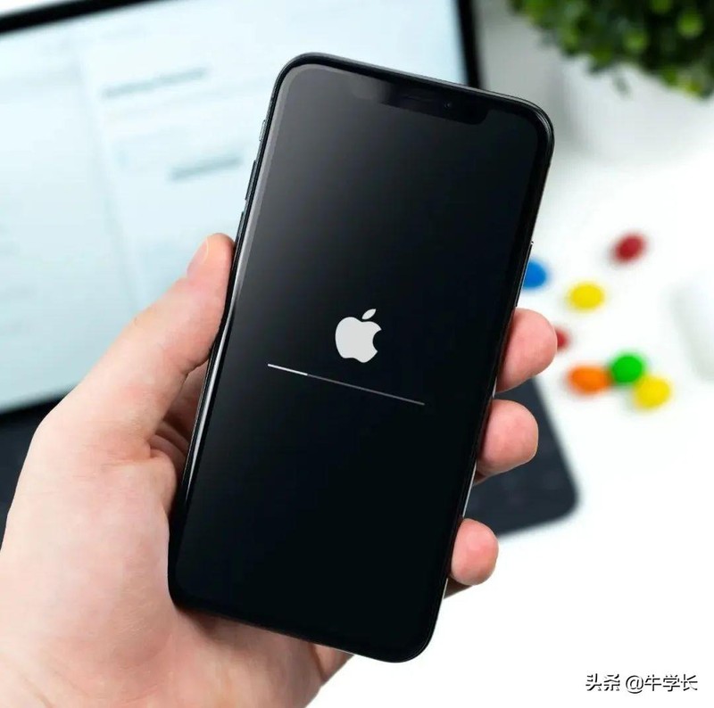 苹果手机死机了怎样强制重启 详细讲解：iPhone卡死无法使用重启方法